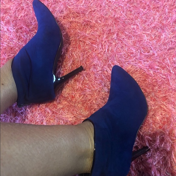 Royal blue Carlos Santana suede bootie - Picture 6 of 6